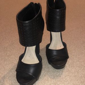 Black high heel thick ankle strap